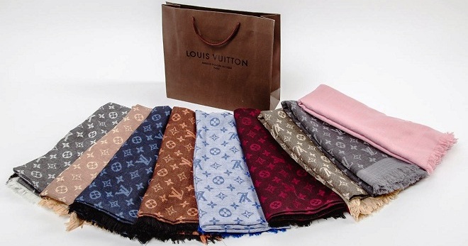 Scarf Louis Vuitton - how to distinguish the original Louis Vuitton scarf from a fake?