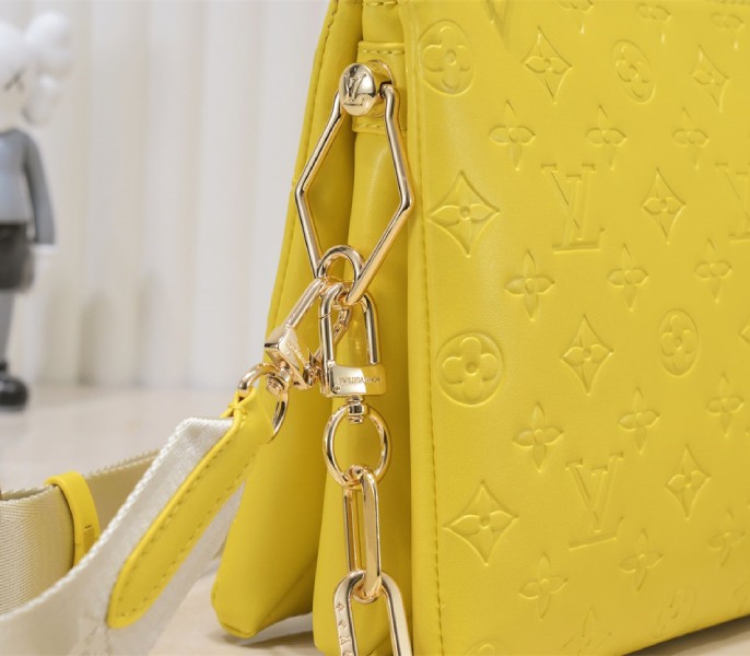 Louis Vuitton Coussin PM Bag In Yellow With Jacquard Strap - Image 9