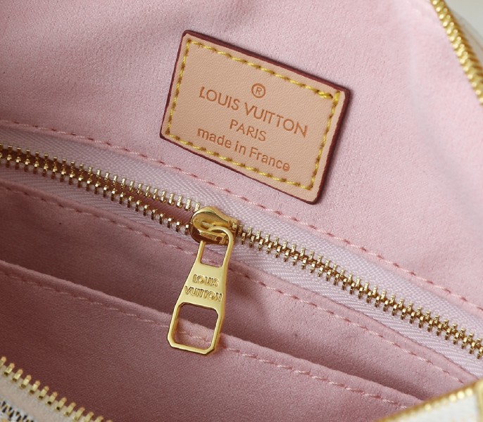 Damier Azur Slouchy PM - Image 6