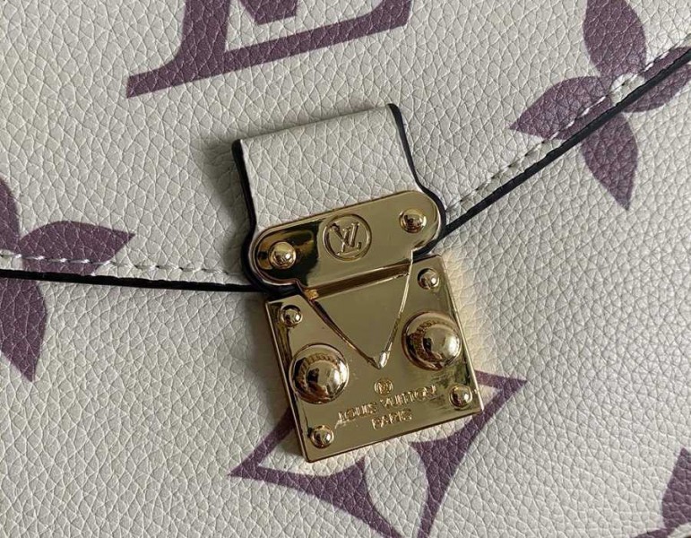 Louis Vuitton Bicolor Monogram Empreinte Metis Bag In Cream And Bois De Rose Pink - Image 9