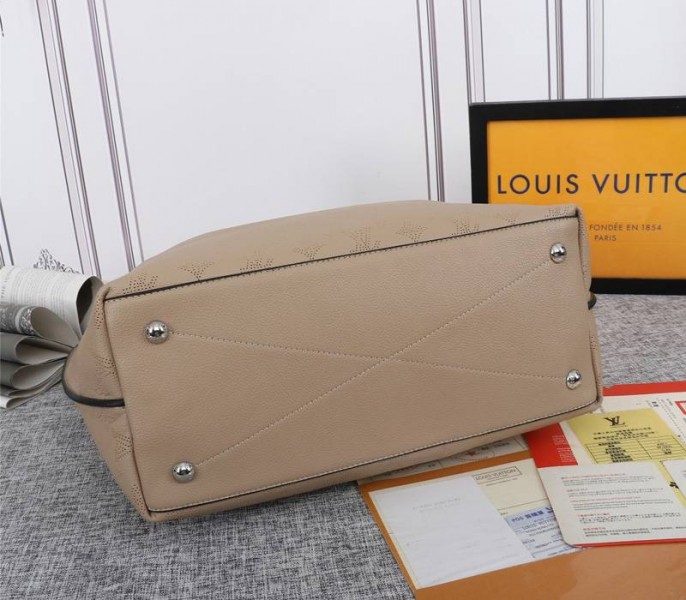 Mahina Carmel Hobo In Galet Gray - Image 4