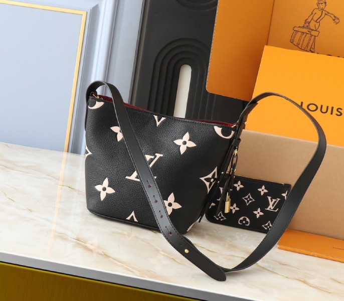 Congrats! I got the same LV Monogram Empreinte All In BB M13480 - Image 3