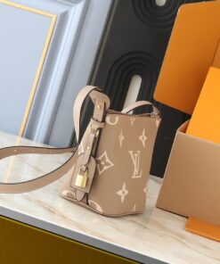 Alternative view of Such a cute Monogram Empreinte All In BB M13480 Gray