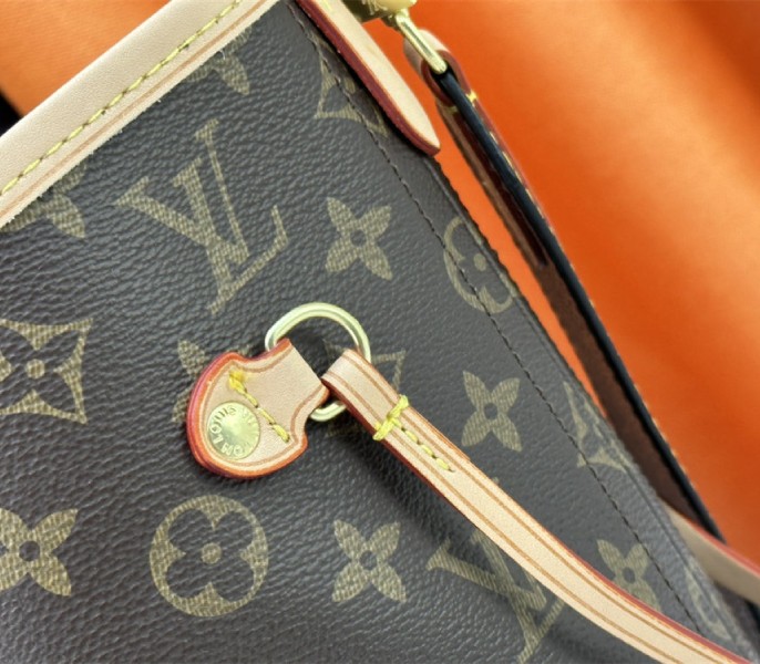 Louis Vuitton Neverfull Bandouliere Inside Out MM Tote In Monogram Canvas And Jaune Safran Textile - Image 9