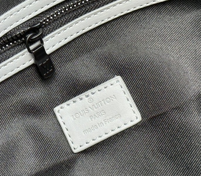 Louis Vuitton Monogram Shadow Keepall Bandouliere 50 Anthracite Gray Leather - Image 7