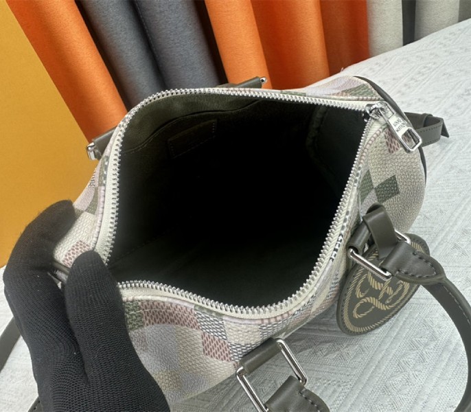 Louis Vuitton Damoflage Canvas Keepall Bandouliere 25 In Khaki - Image 6