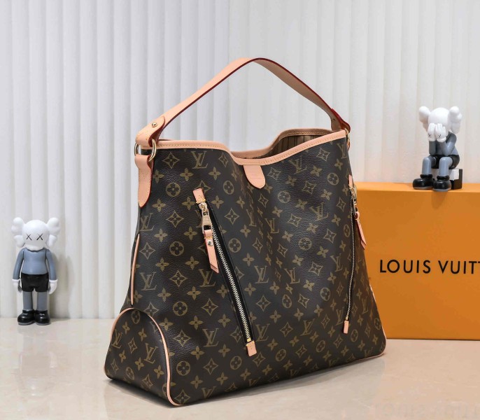 Louis Vuitton Monogram Canvas Delightful GM Tote In Beige - Image 2