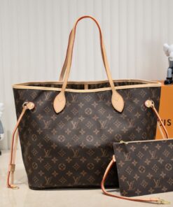 Louis Vuitton Monogram Canvas Neverfull MM Tote In Beige