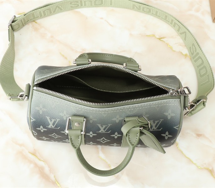 Louis Vuitton Monogram Gradient Canvas Keepall Bandouliere 25 City Bag In Khaki Green - Image 5