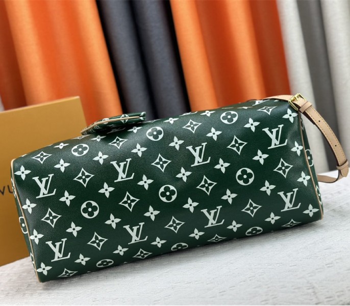 Louis Vuitton Speedy P9 Bandouliere 50 Bag In Green - Image 5