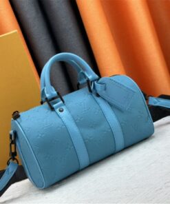 Alternative view of Louis Vuitton Taurillon Monogram Leather Keepall Bandouliere 25 In Turquoise