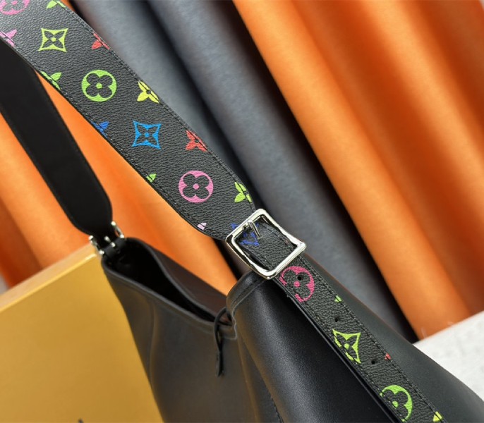 Louis Vuitton X TM CarryAll Vibe MM In Black - Image 9