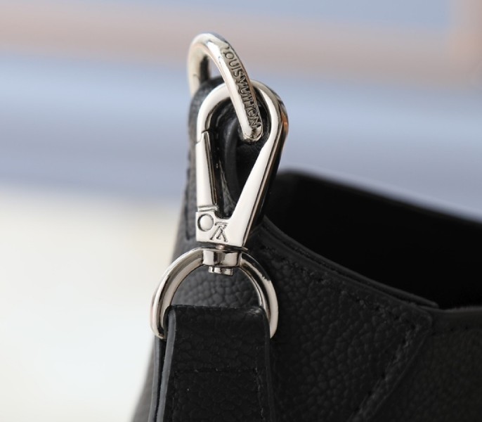 Replica Mahina All Around MM Bag In Black M14618 - Image 9