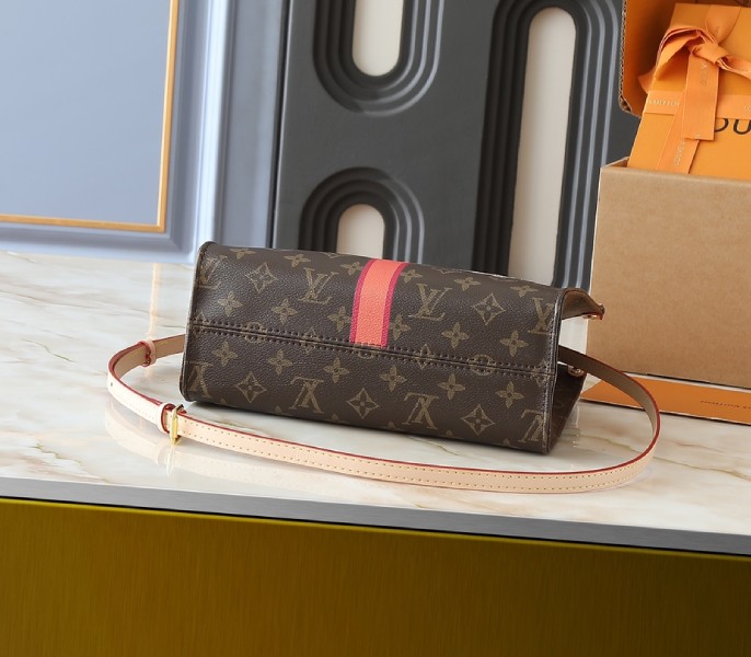 Mon Monogram OnTheGo PM - Image 4