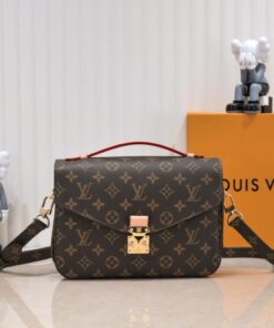 Monogram Canvas Metis M44875