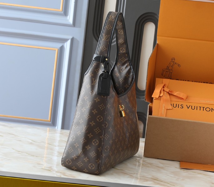 Monogram Canvas The Drop GM - Image 2