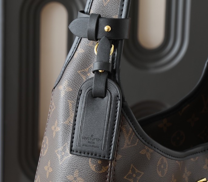 Monogram Canvas The Drop GM - Image 9