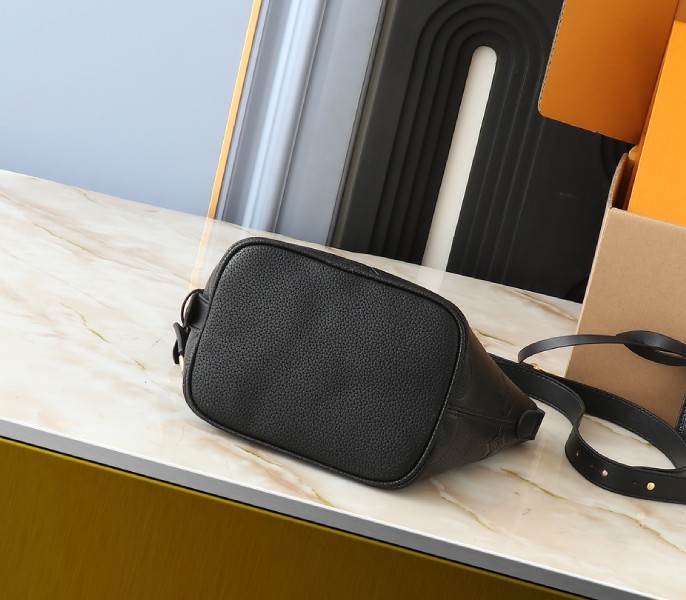 Gorgeous Replica Monogram Empreinte All In BB In Black - Image 4