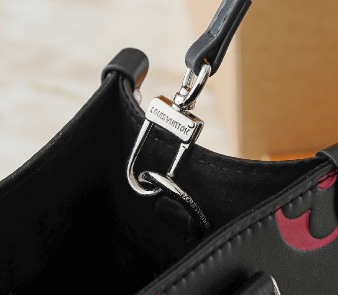 Monogram Empreinte OnTheGo PM Tote In Black And Magenta Pink - Image 8