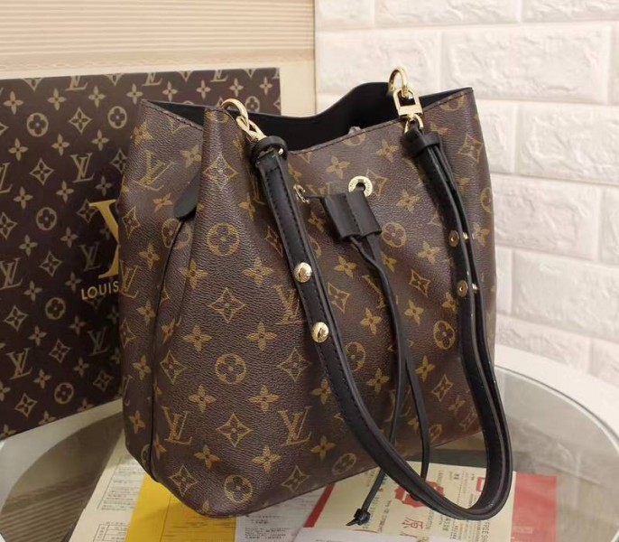 Louis Vuitton Monogram Canvas NeoNoe MM Bag In Black - Image 2