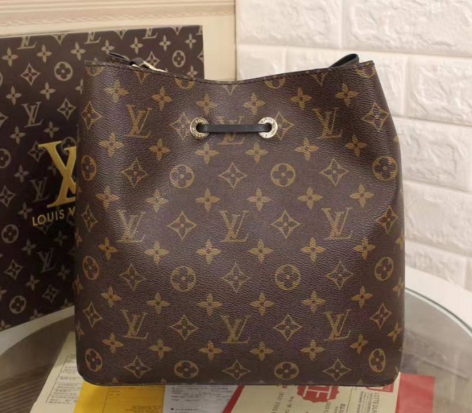 Louis Vuitton Monogram Canvas NeoNoe MM Bag In Black - Image 3
