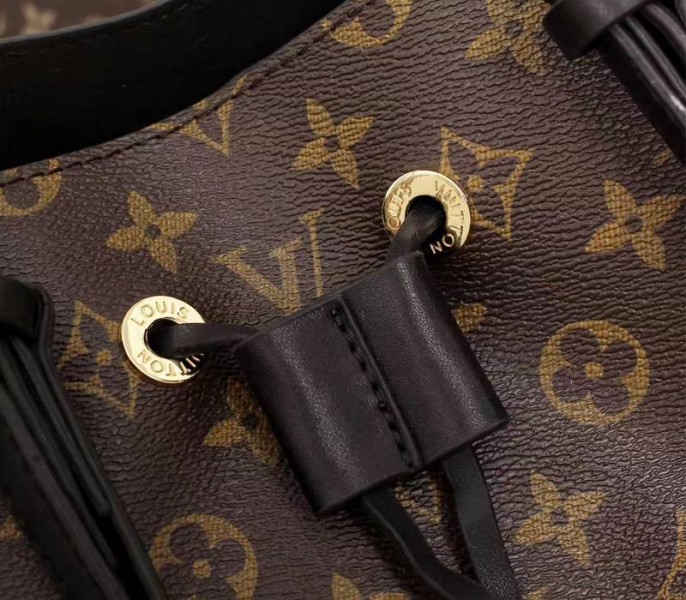 Louis Vuitton Monogram Canvas NeoNoe MM Bag In Black - Image 8
