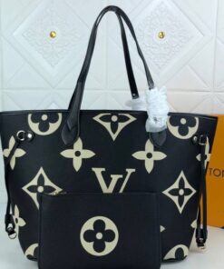 Alternative view of Louis Vuitton Neverfull MM Tote In Black