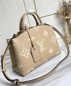 Alternative view of Louis Vuitton Bicolor Monogram Empreinte Leather Petit Palais Handbag In Tourterelle Gray And Cream
