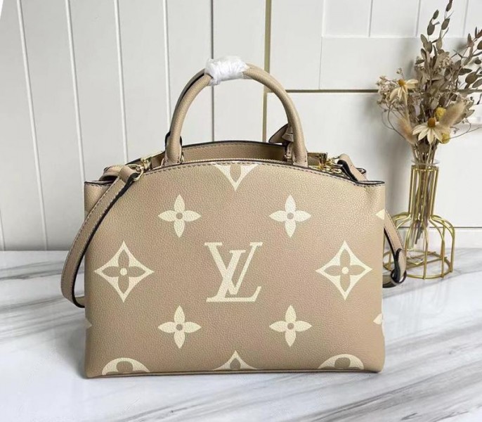 Louis Vuitton Bicolor Monogram Empreinte Leather Petit Palais Handbag In Tourterelle Gray And Cream - Image 3