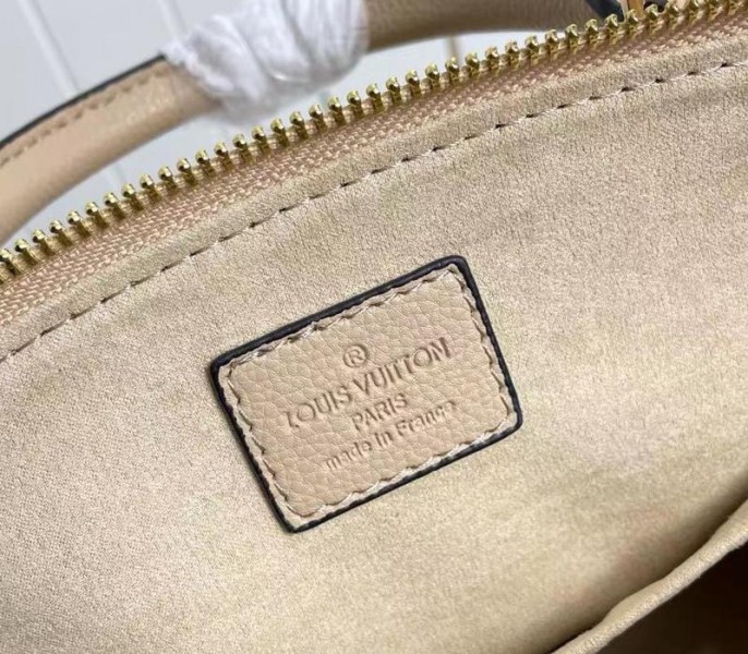 Louis Vuitton Bicolor Monogram Empreinte Leather Petit Palais Handbag In Tourterelle Gray And Cream - Image 6