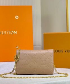 Louis Vuitton Coussin Pochette In Camel