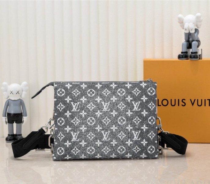 Louis Vuitton Jacquard Denim Coussin PM Bag In Black - Image 2