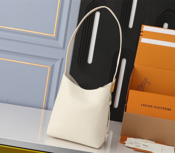 Louis Vuitton Low Key PM Hobo In Quartz White - Image 2