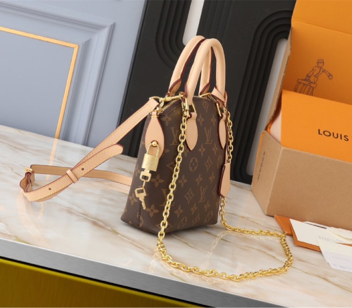 Louis Vuitton Monogram Canvas Lockit BB Bag - Image 3