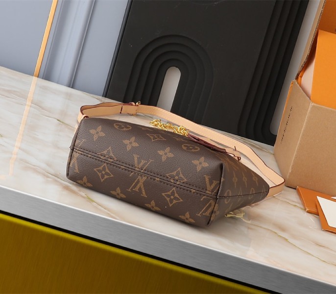 Louis Vuitton Monogram Canvas Lockit BB Bag - Image 4