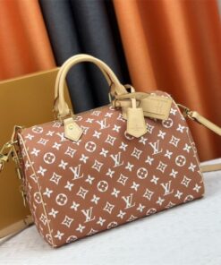 Alternative view of Louis Vuitton Speedy P9 Bandouliere 30 Bag In Camel