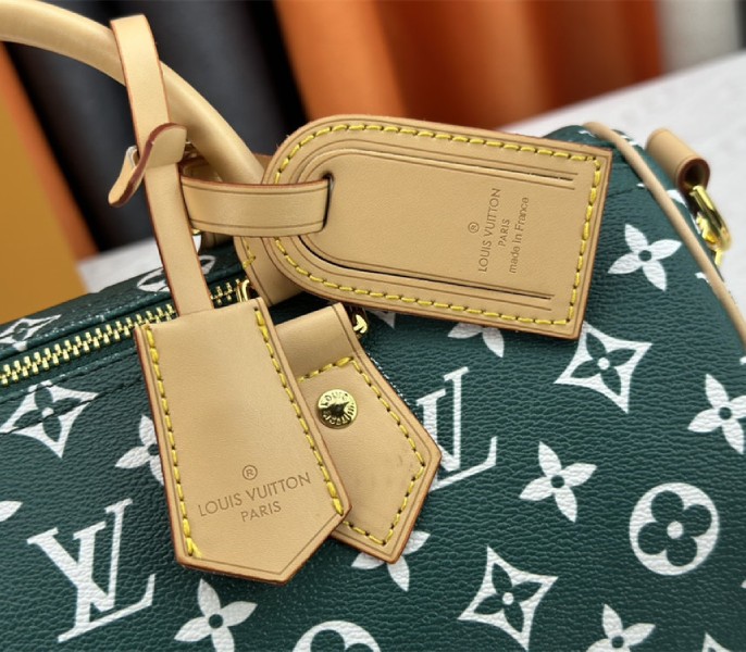 Louis Vuitton Speedy P9 Bandouliere 30 Bag In Green - Image 9