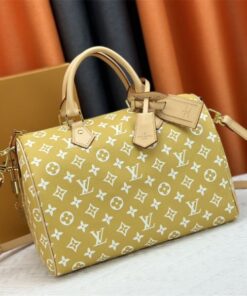 Alternative view of Louis Vuitton Speedy P9 Bandouliere 30 Bag In Yellow