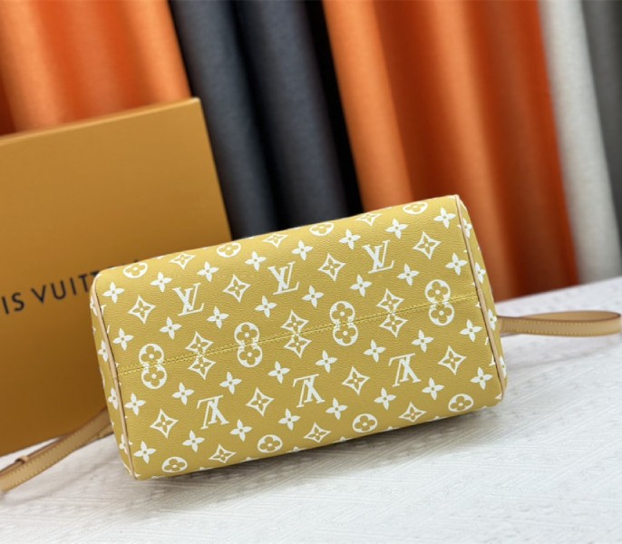 Louis Vuitton Speedy P9 Bandouliere 30 Bag In Yellow - Image 5