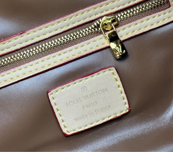 Louis Vuitton Speedy P9 Bandouliere 40 Bag In Light Green - Image 6