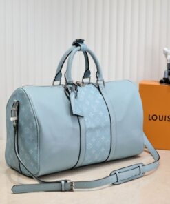 Alternative view of Louis Vuitton Taiga Leather Keepall Bandouliere 50 Travel Bag In Miami Green