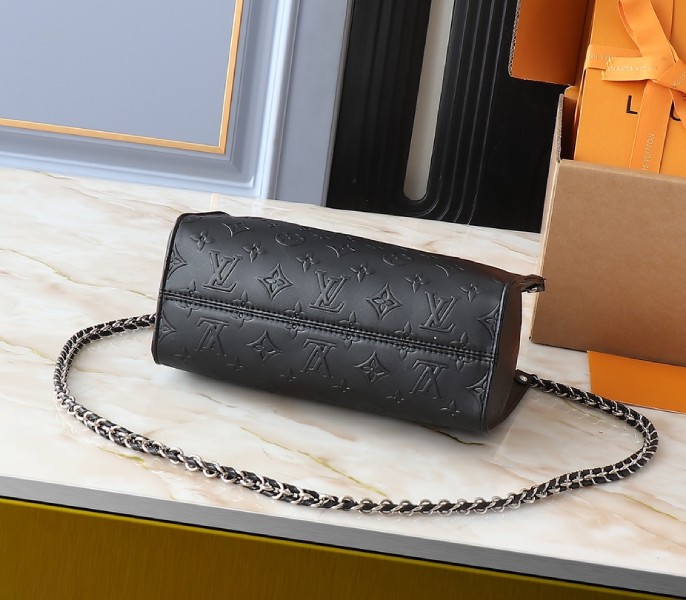 Summer 2025 OnTheGo PM Tote In Black - Image 4