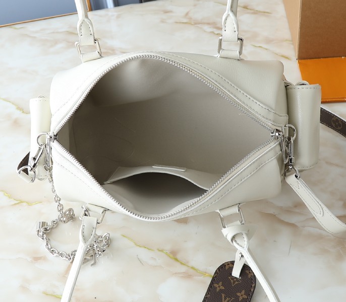 Vibe Speedy Cargo In Optic White - Image 5