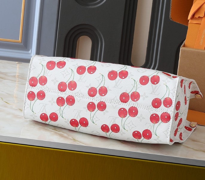 X TM Monogram Cherry Canvas Onthego MM In White Style 1 - Image 4