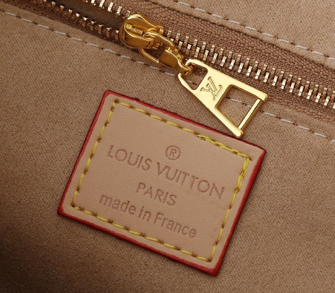 X TM Monogram Cherry Canvas Onthego MM In White Style 1 - Image 6